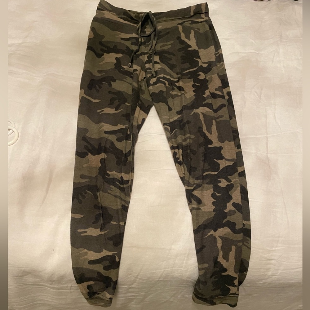 Camo Women’s Sweatpants/Pajama Pants